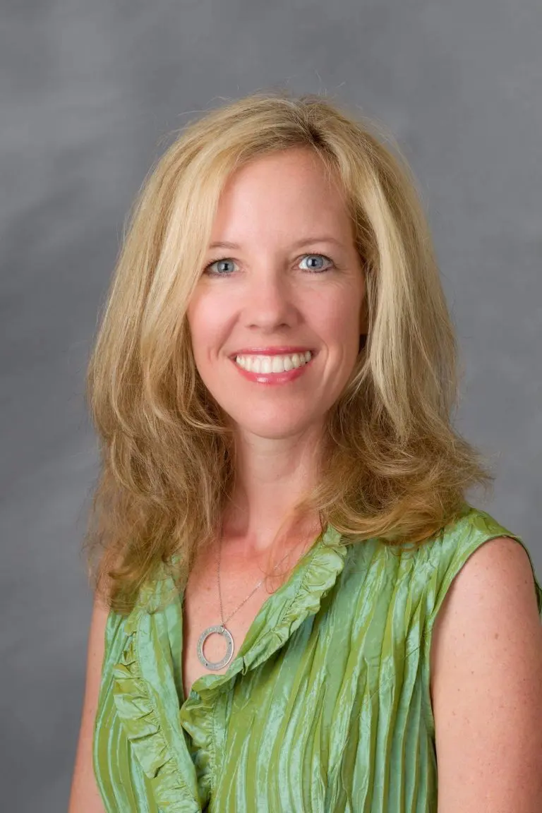 Julie Wayne