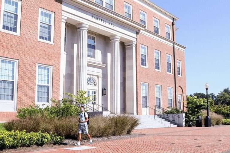 Farrell Hall exterior